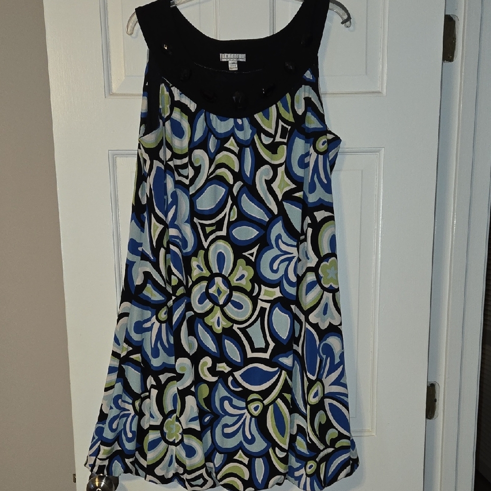 Sleeveless Floral Dress